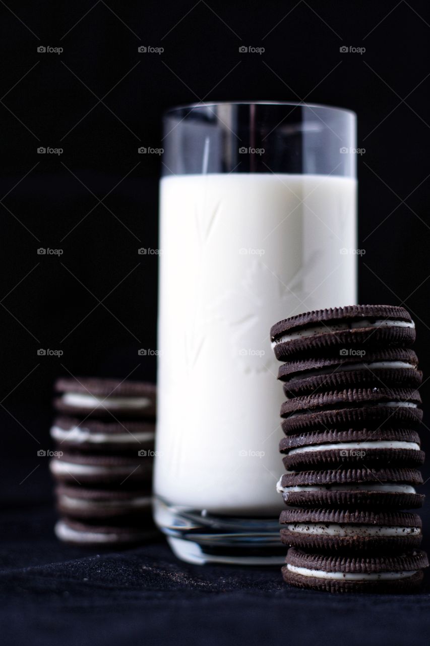 Oreos and glass of milk