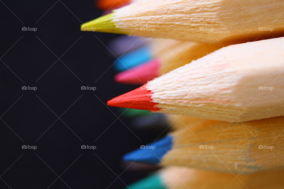 macro crayons
