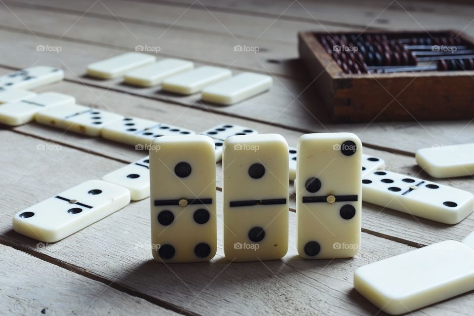 Domino 