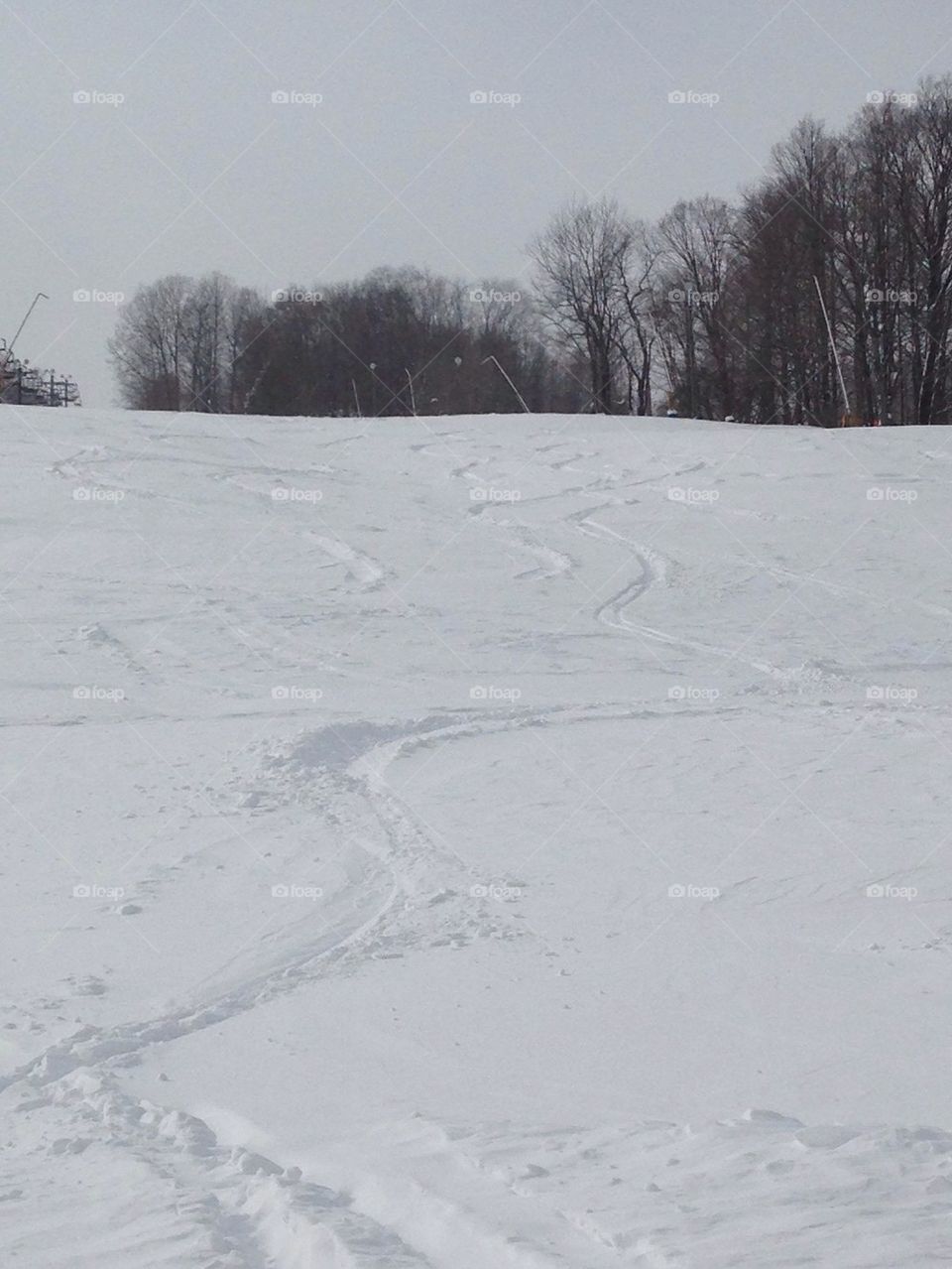 Ski tracks