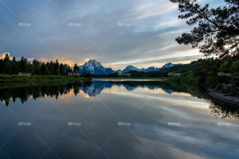 Just before sunset at Mt Moran 