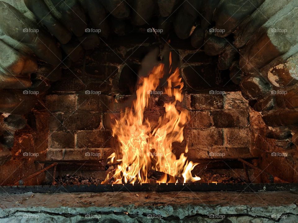 Fireplace. Stop the time.