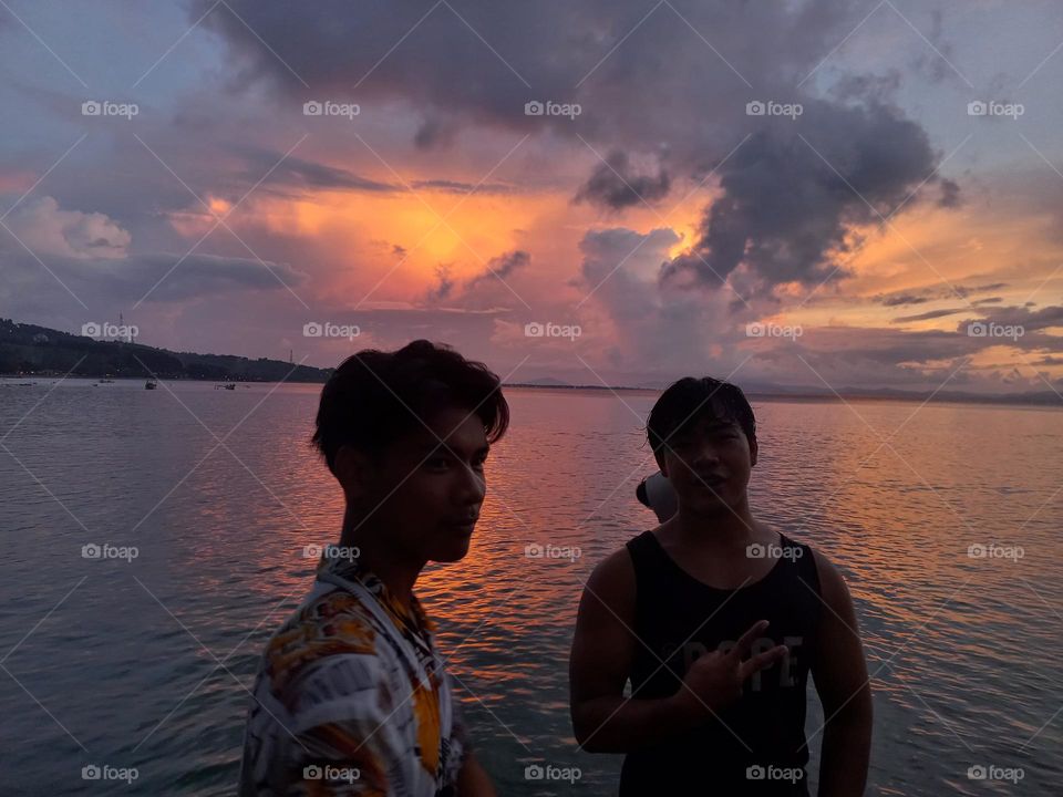 di sore hari begitu indahnya seperti di surga