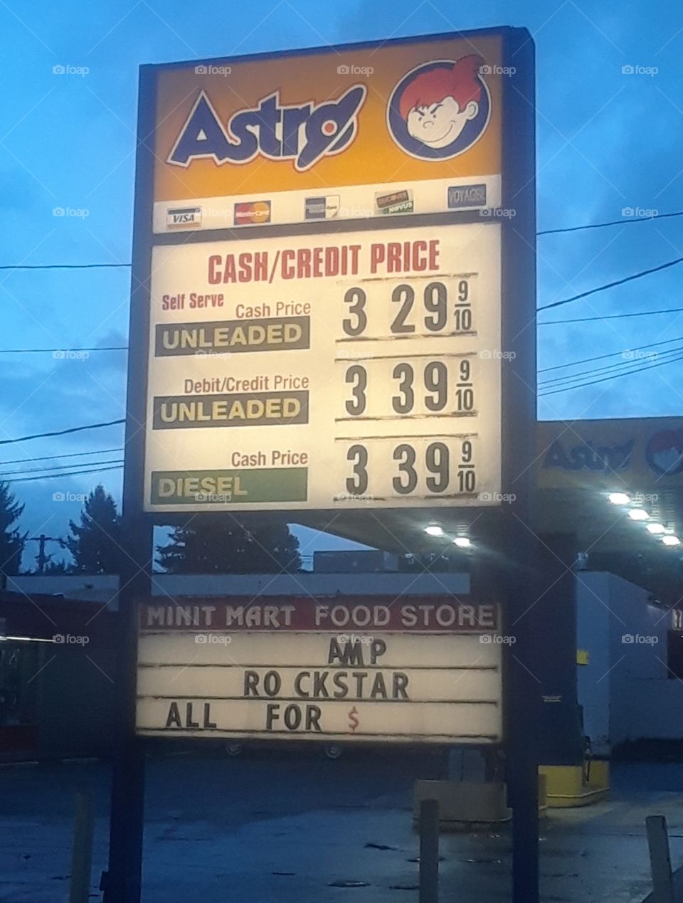 Gas prices  are staying  the same, because owners of small shops refuse  to lower them.