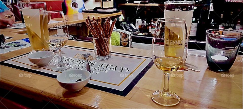 And lastly: What’s a welcome without a drink, be it coffee, a cocktail or both and a good meal ? Here at this bar the place mats are all laid out and ready for the hotel guests to occupy and use. 2022. Hypnotic Productions