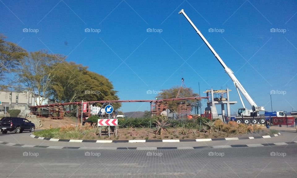 Traffic circle and construction