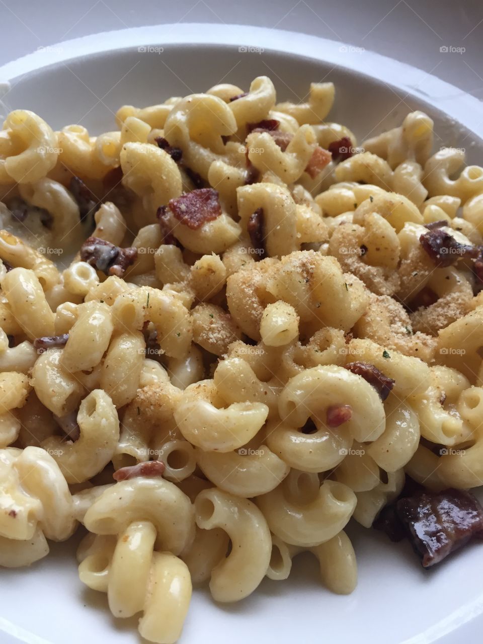 Nom.  Bacon Mac n' cheese