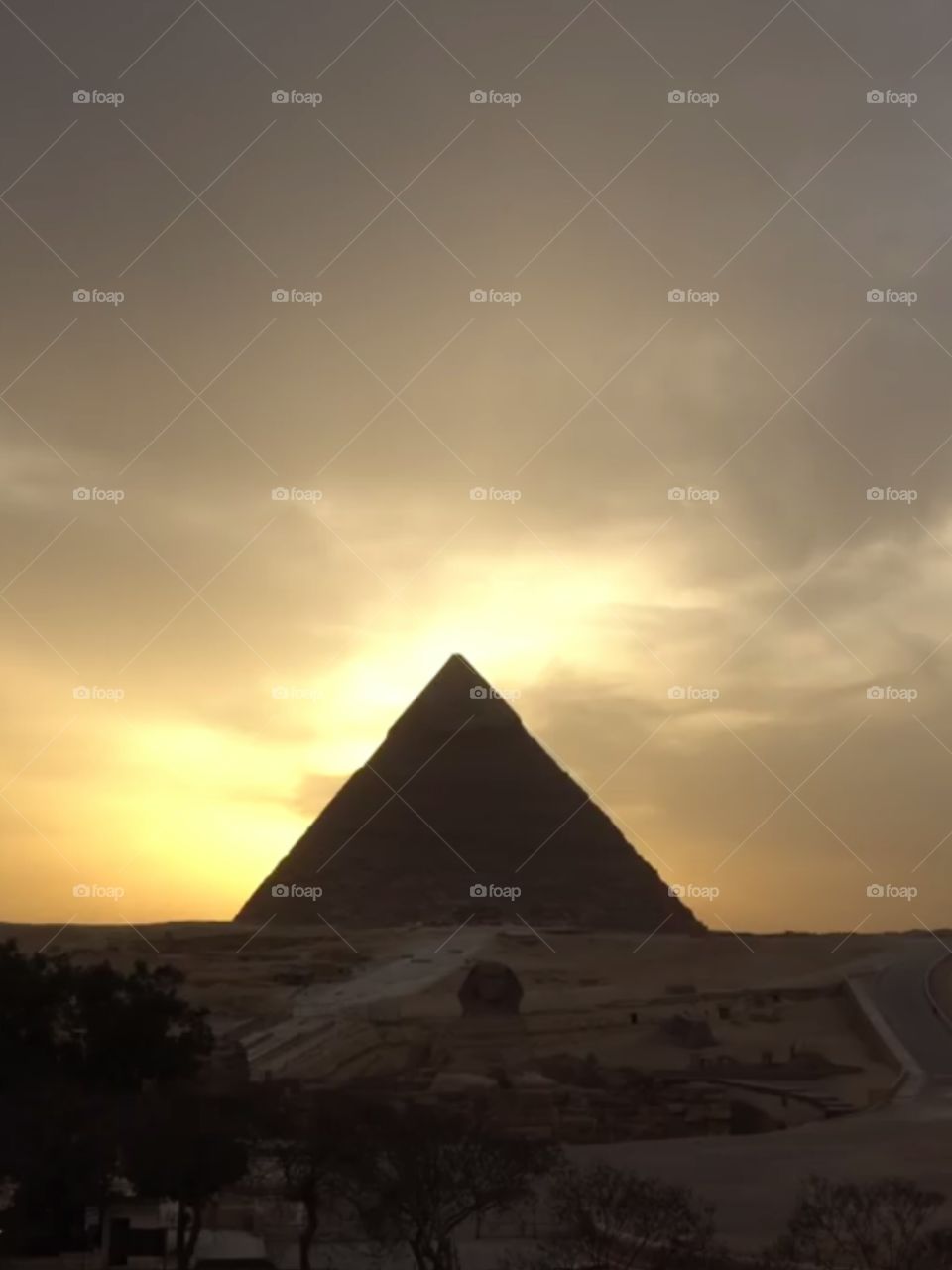 sunset on the Pyramid
