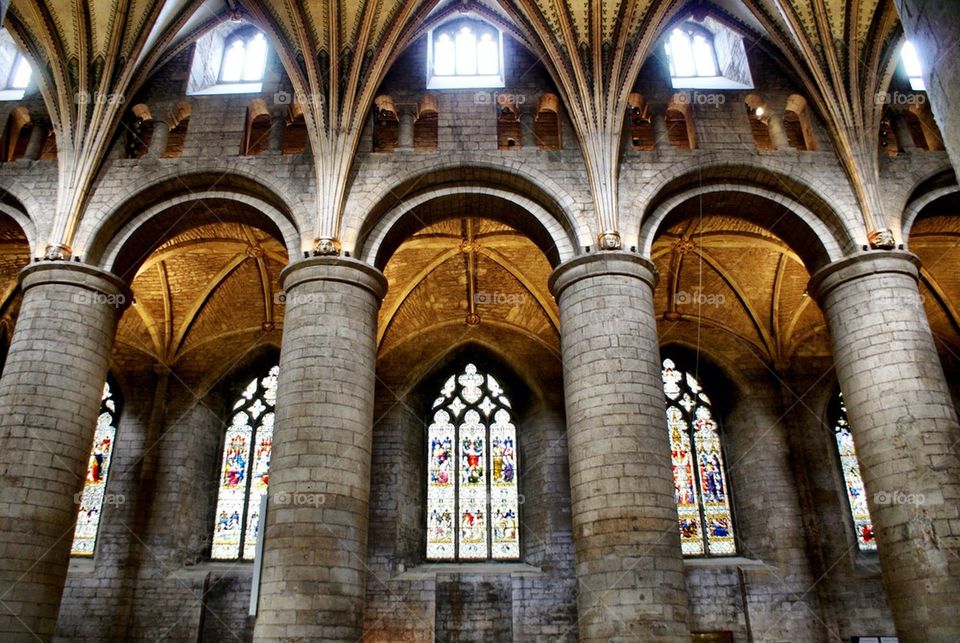 Tewkesbury pillars