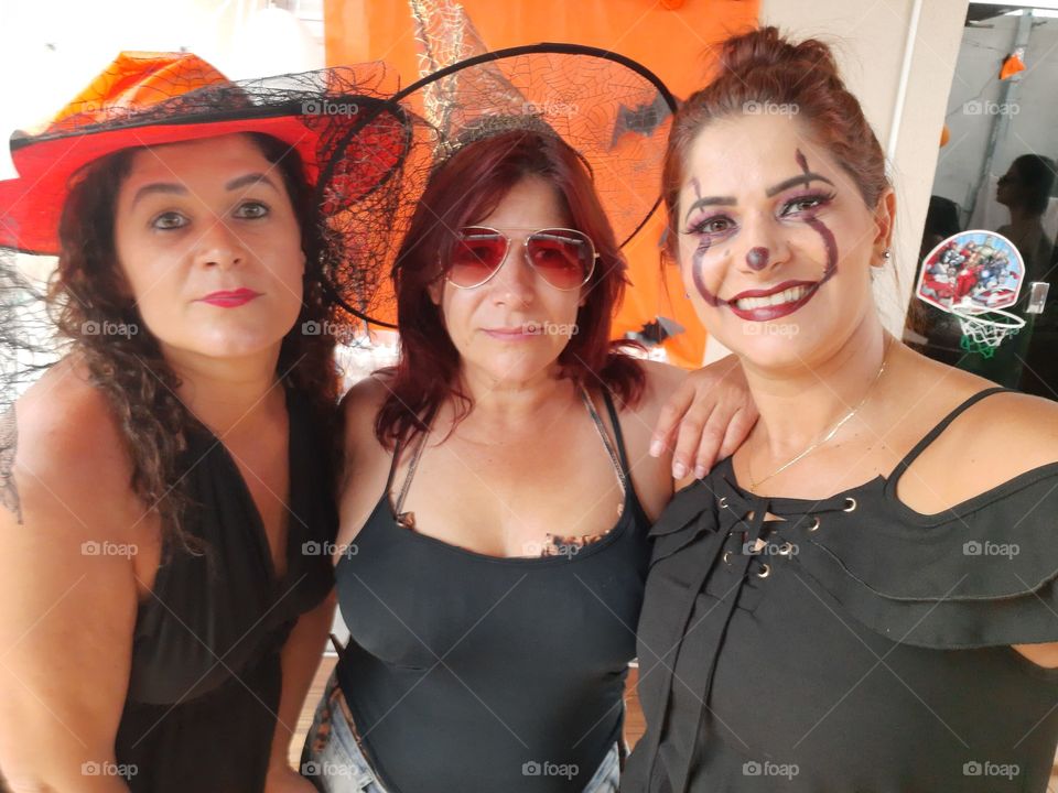 family dressed in a halloween theme