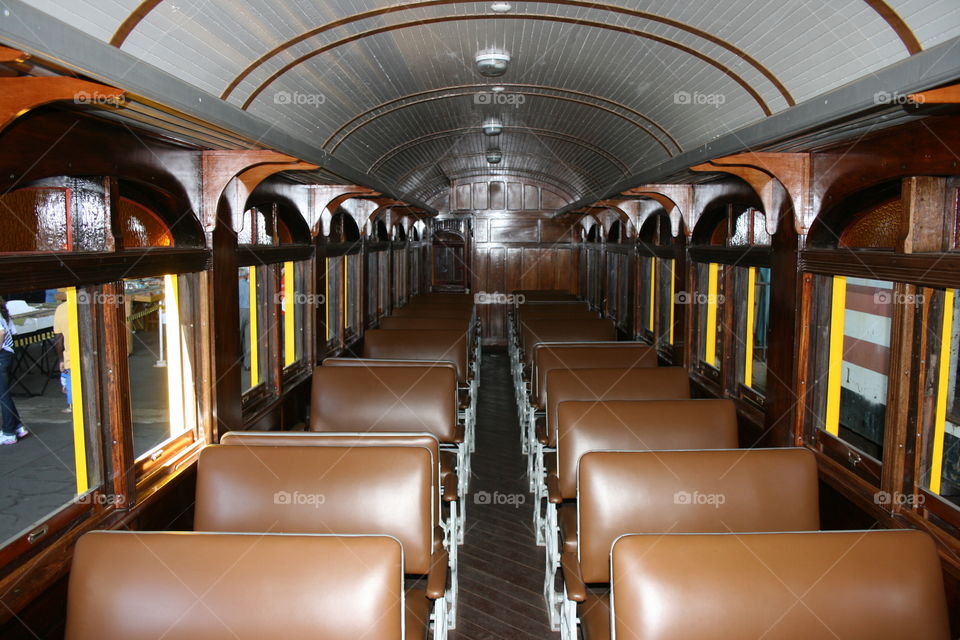 interior vagão antigo