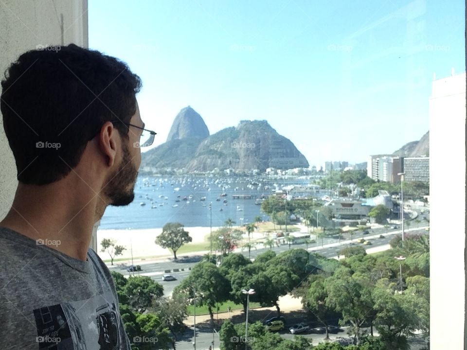 O olhar para o futuro. Um mineiro sonhador, que vive para pensar em um futuro bom e sustentável.