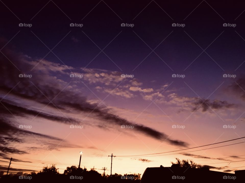 What a strong buildup of Approaching cloud mass as the Sun’s Energy is speeding for Colors of Sunrise. 