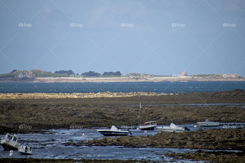 boats in the bay in brittany