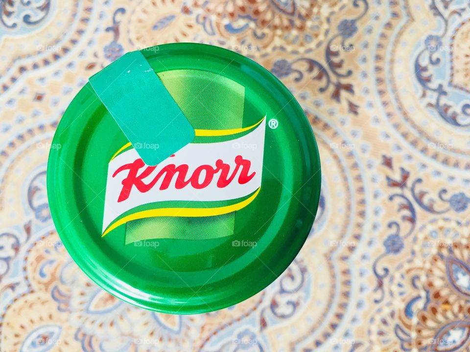 Knorr cap