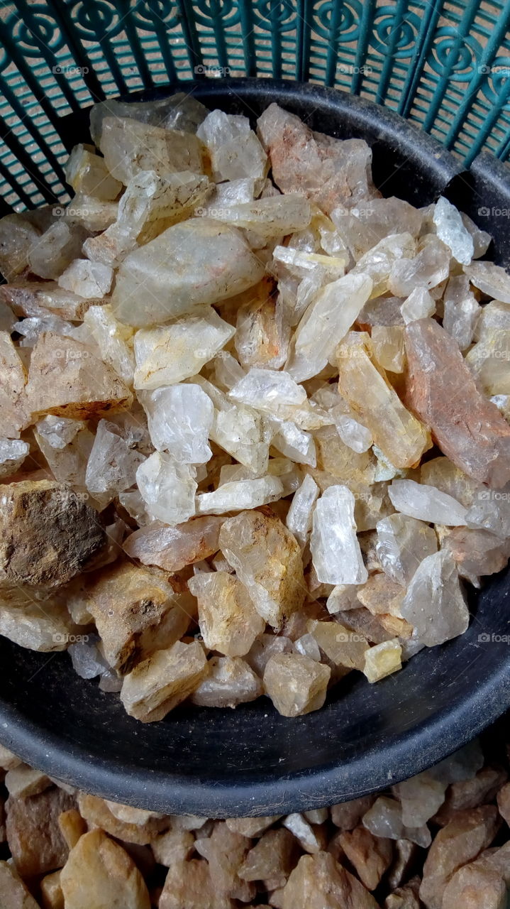 clear quartz mineral