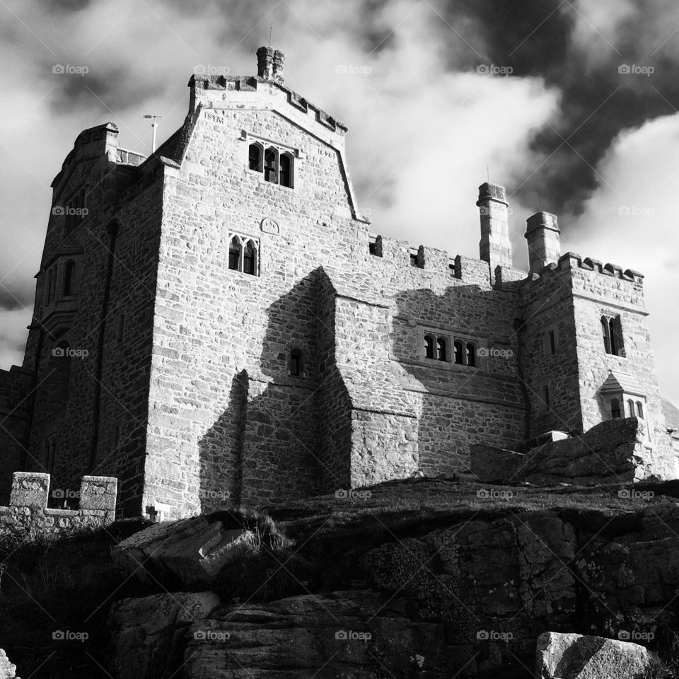 st michael's mount looking very spooky 