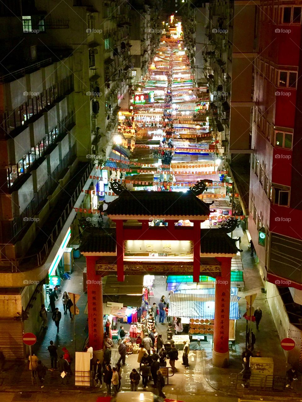 Temple Street Night Market 