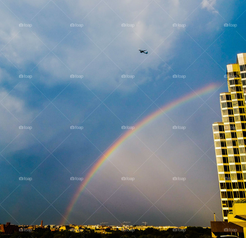 Flying over the rainbow