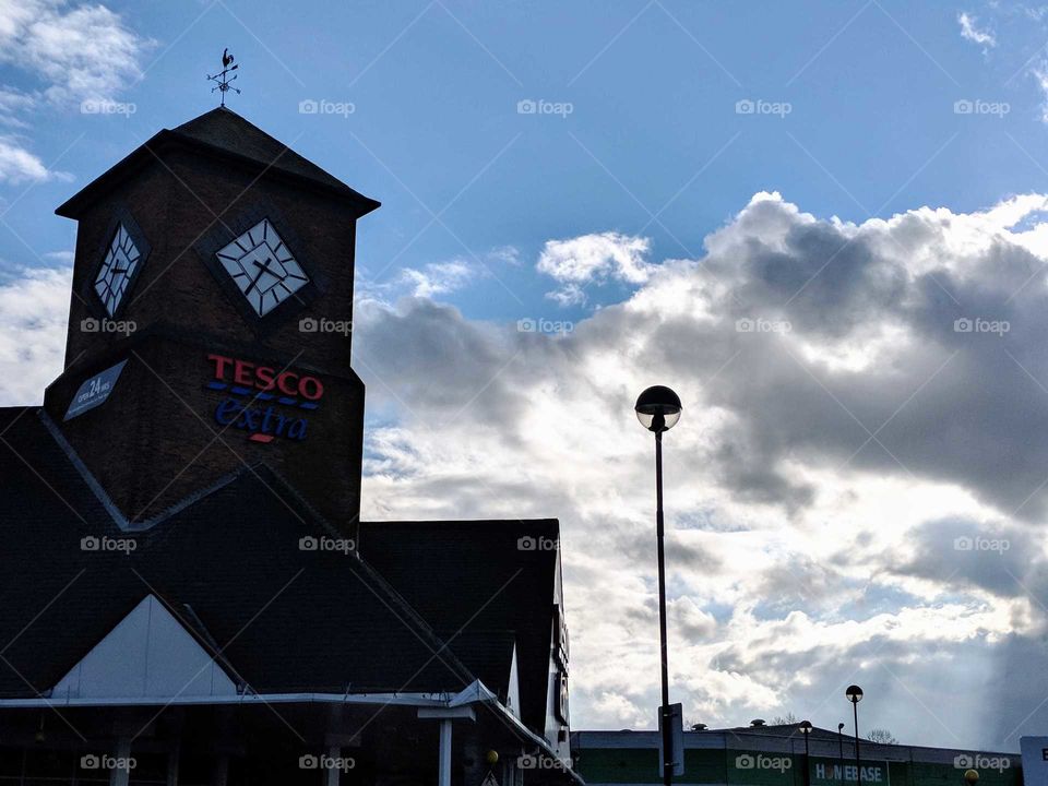 Tesco Extra & Sky