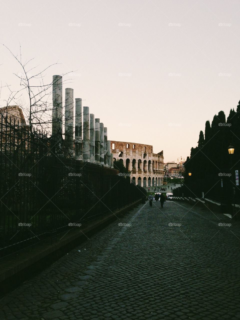 Colosseo peek