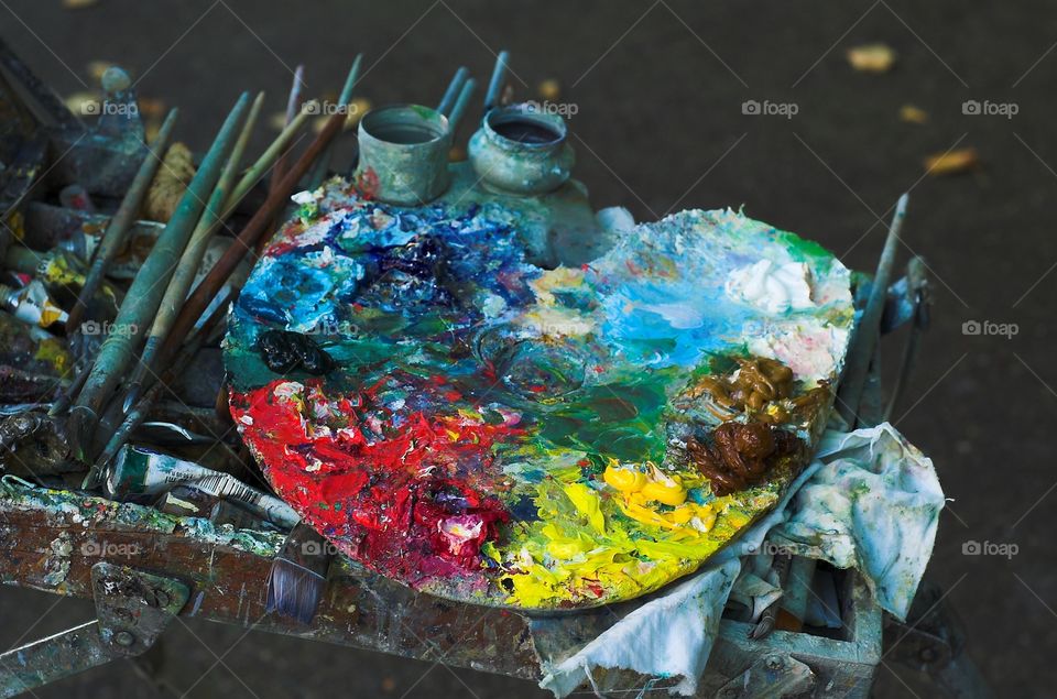 Paint palette and brushes