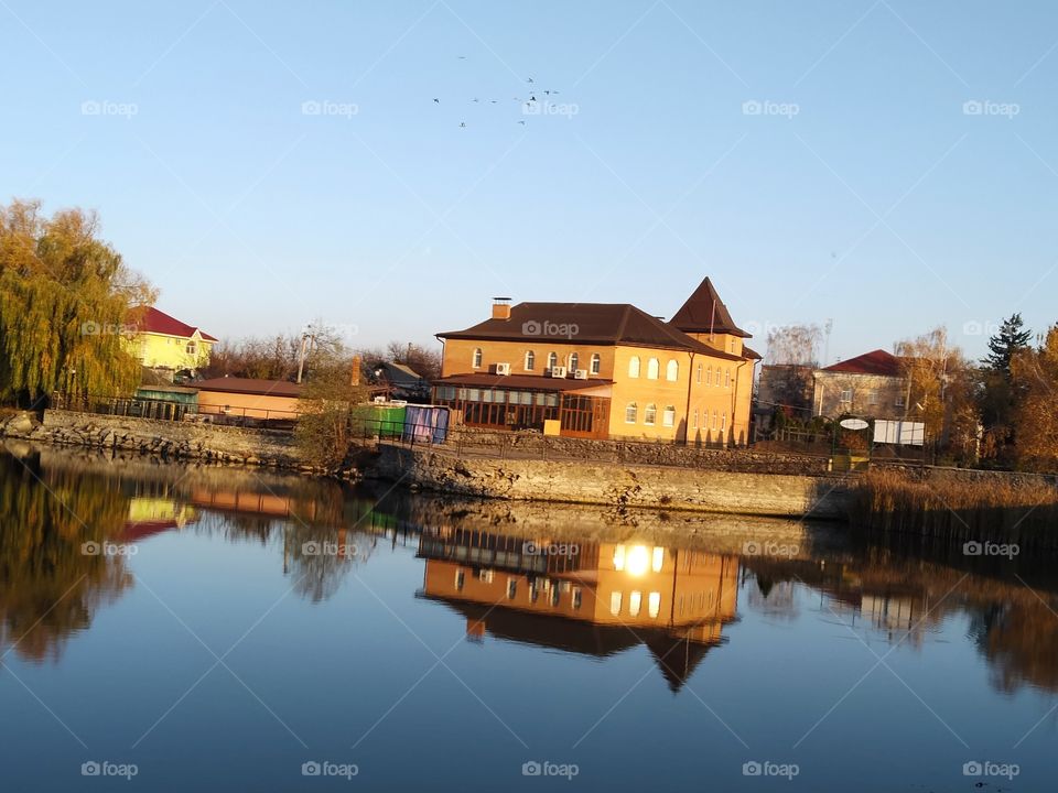 Seeing in double, Ukraine