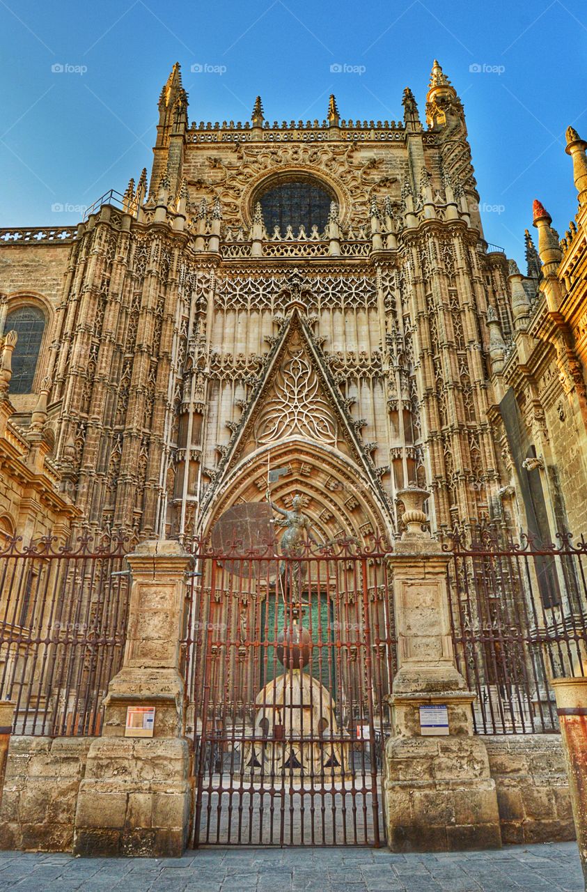 Puerta de San Cristóbal. Puerta de San Cristóbal, Sevilla Cathedral