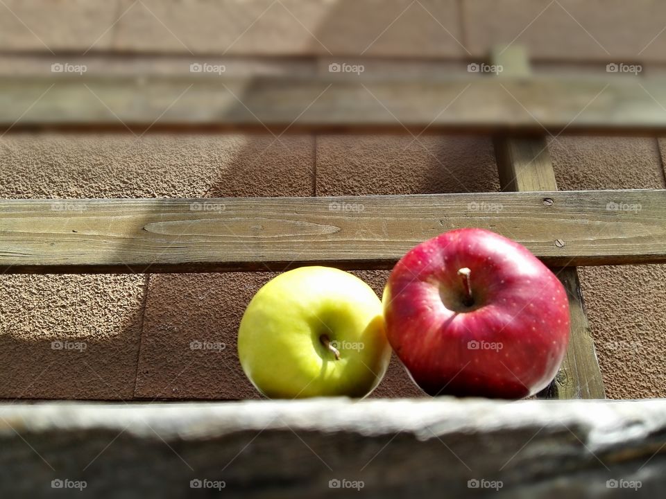 apples