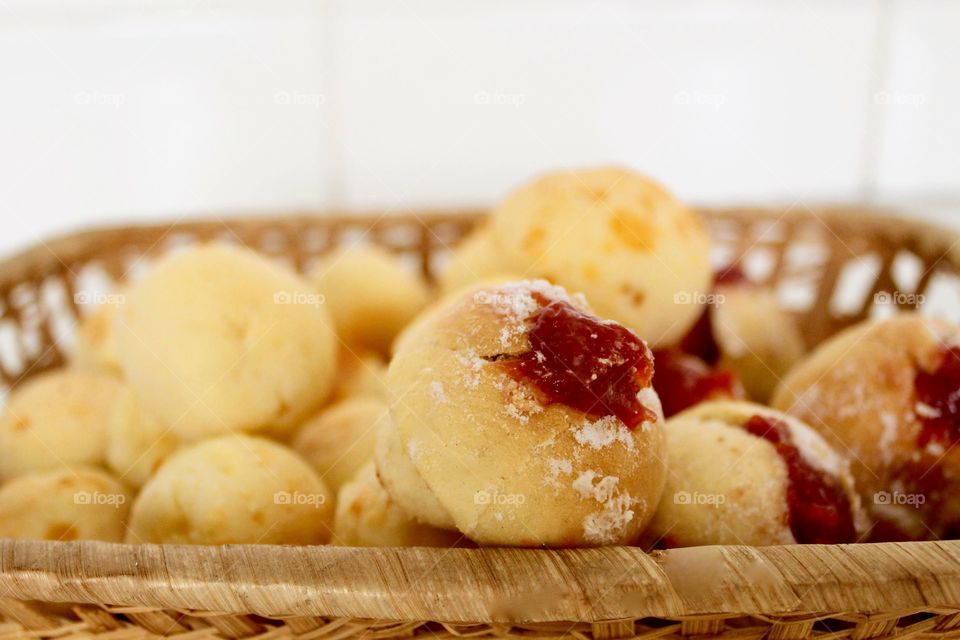 Cheese bread with guava jam