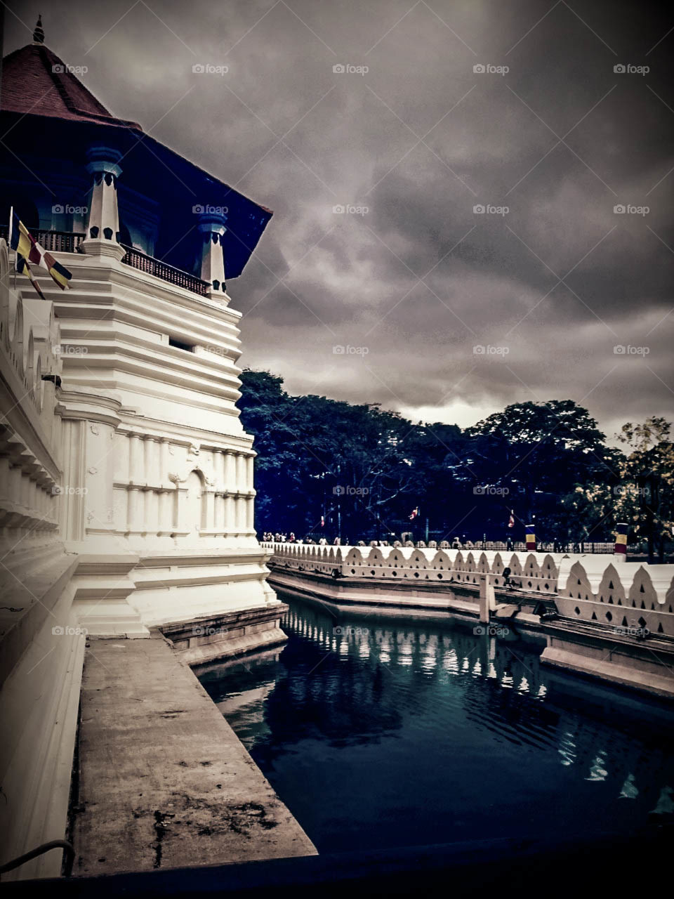 Temple of tooth relic Kandy Sri Lanka