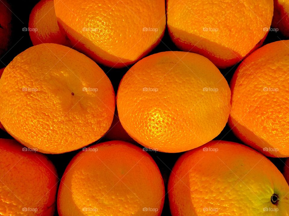 Basket of oranges 