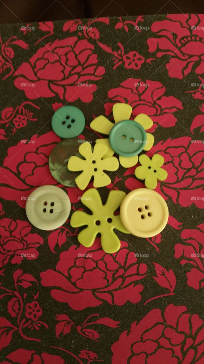 colours and buttons