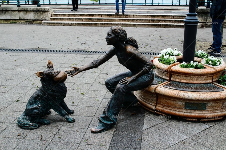 ordinary life statue