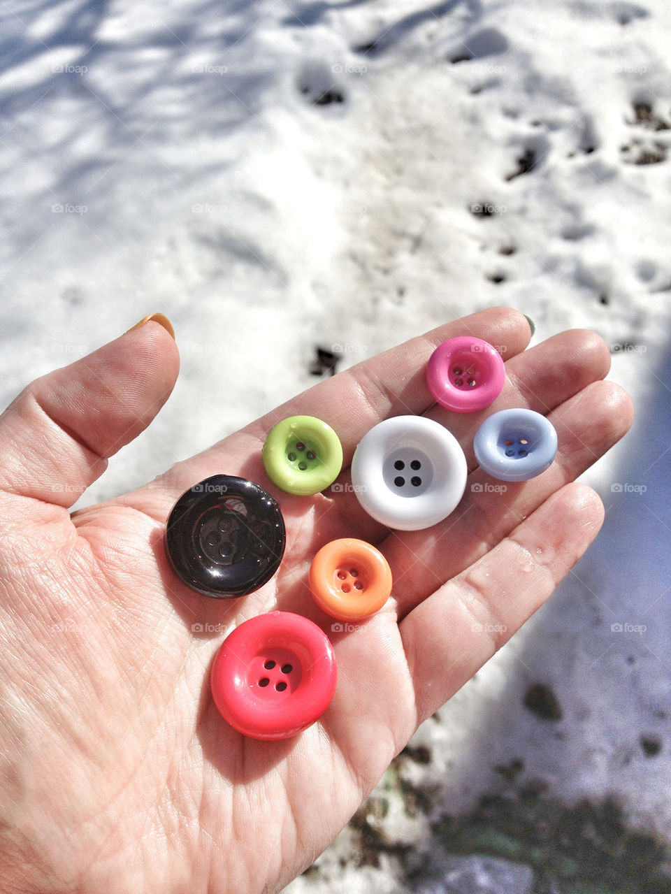  colourful buttons