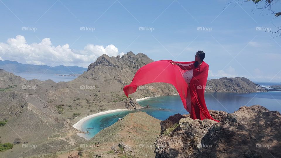 Lady in red at Padar Island