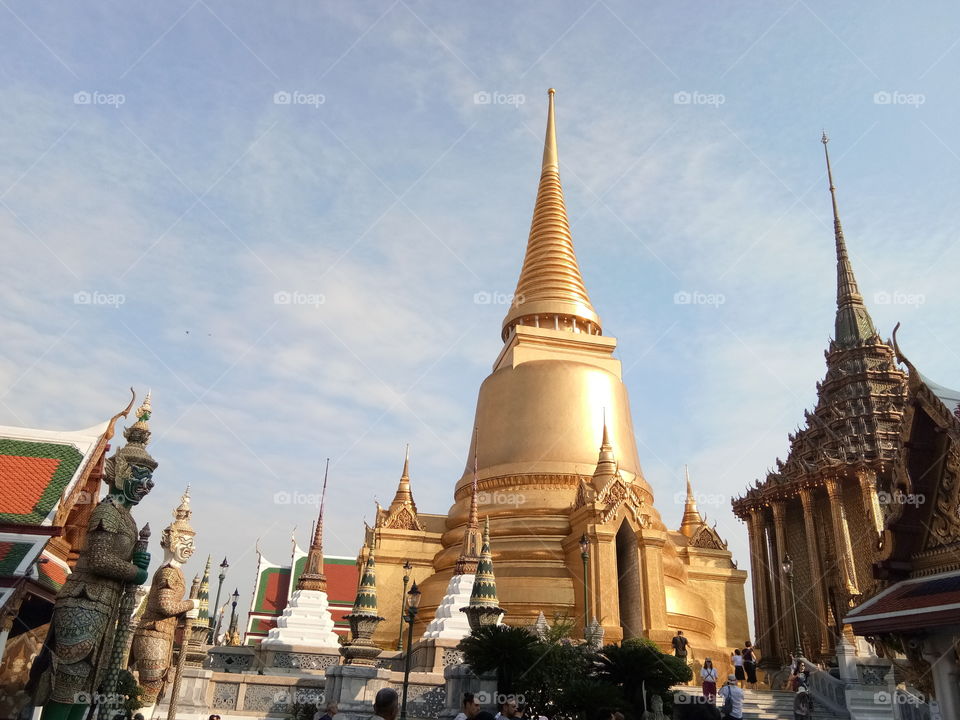 The Grand Palace
Wat pra-kaew
temple
sanamluang
thailand
bangkok
art
that art
giant
lai-thai
mural painting
gold
thailand tour