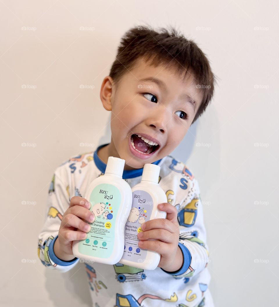 Kids shower and bath wash 