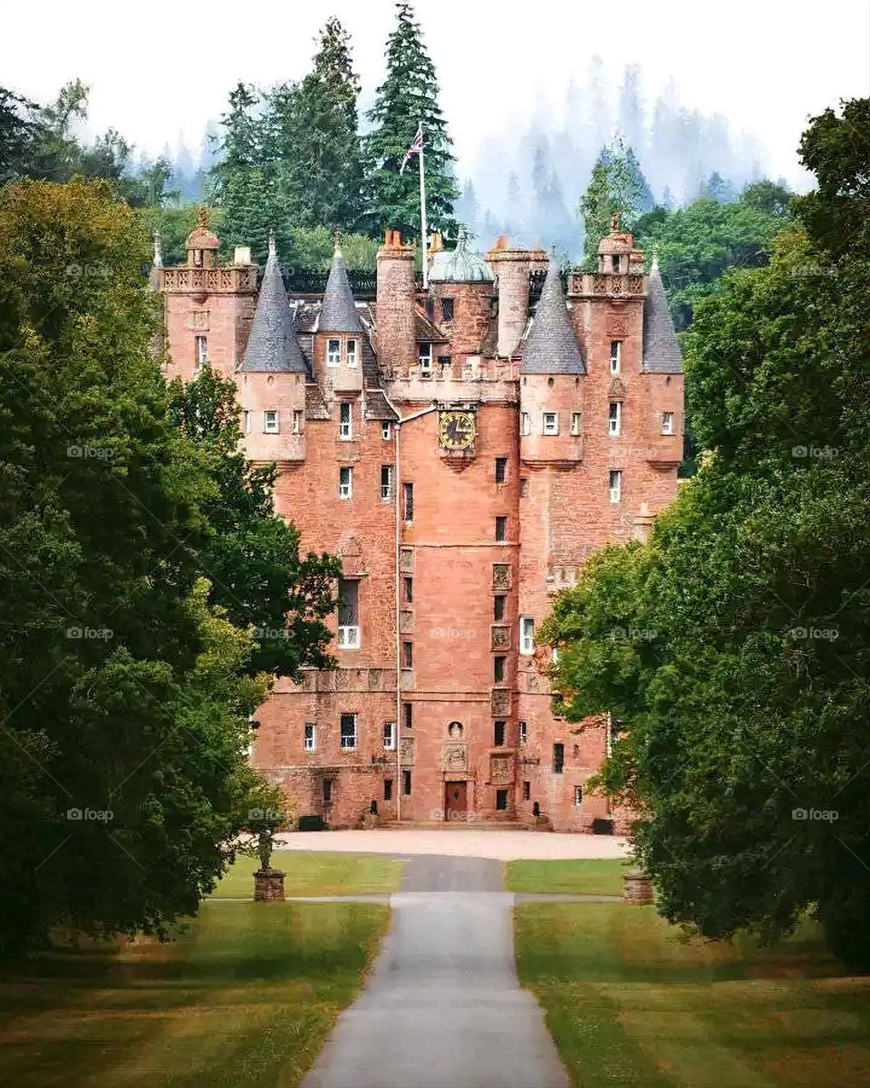 Glory be to God, the magnificent and picturesque view and the natural green trees are a view that is nothing more wonderful than it