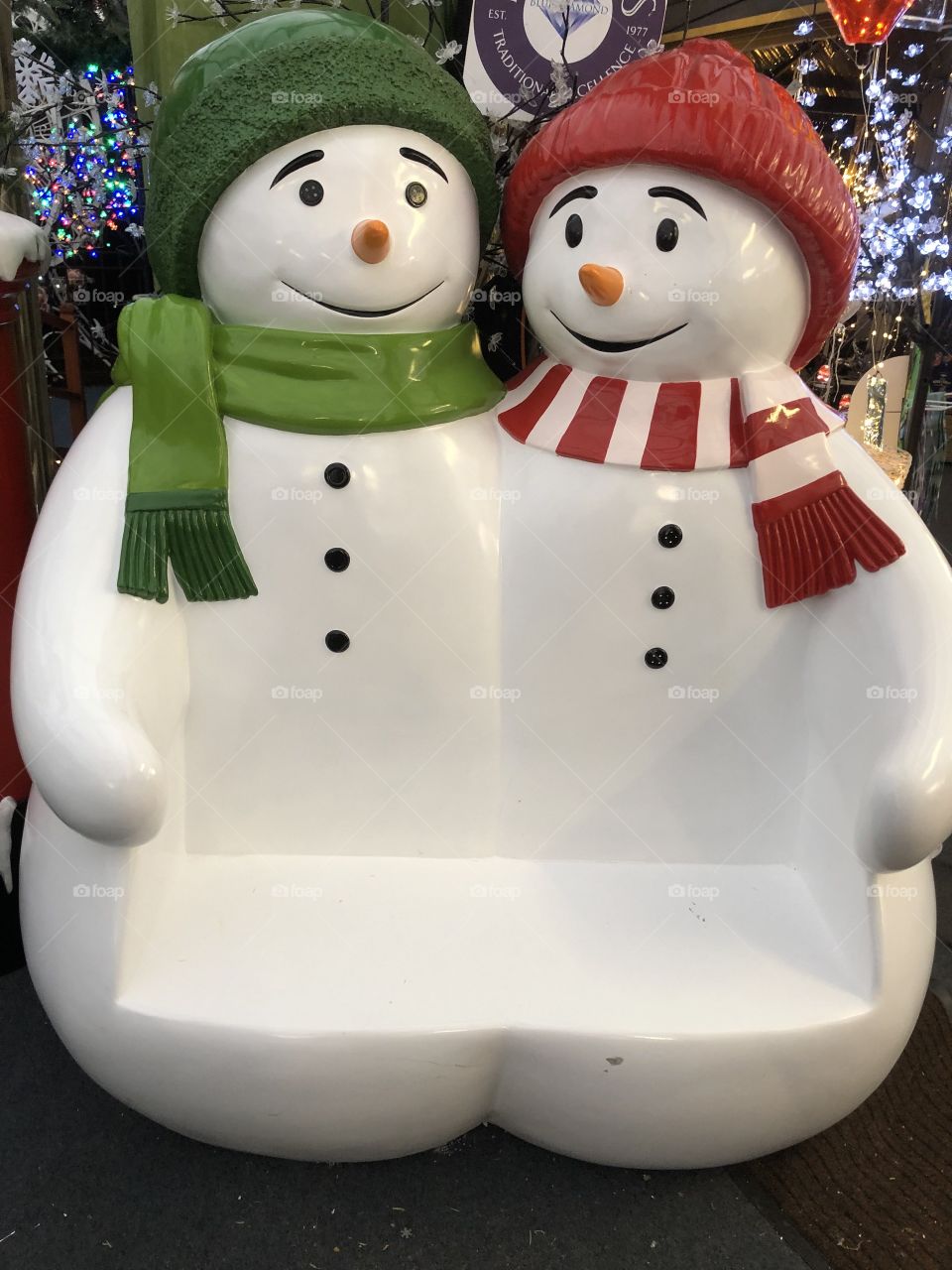 I found these snow men very amusing and they have a dual purpose in that they made me smile and are a great resting place as well.