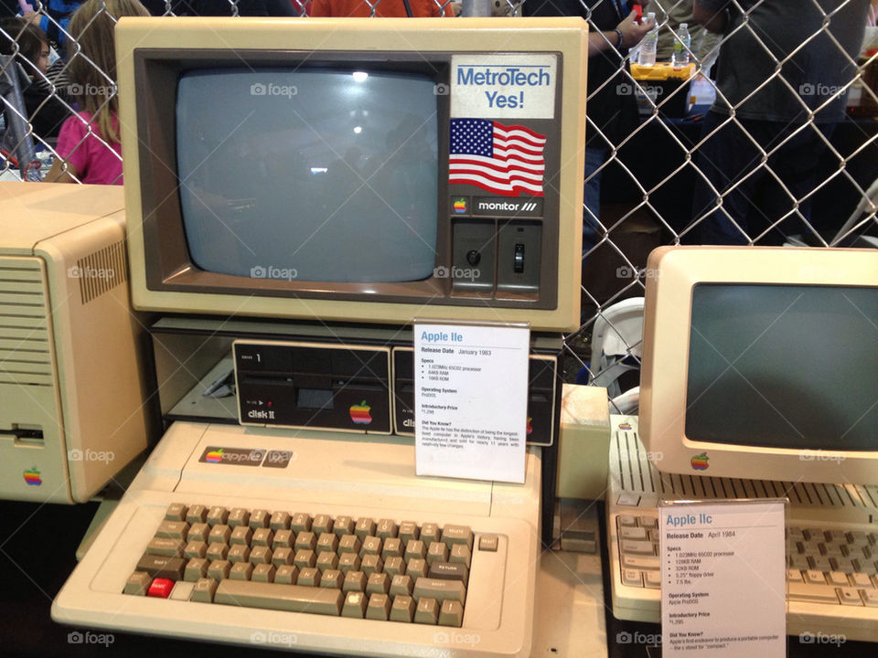 An original Apple II E in Queens, NY!