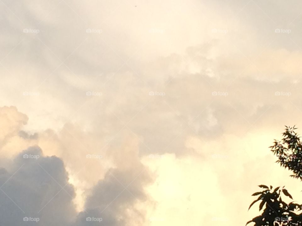 Ominous nimbus cloud 