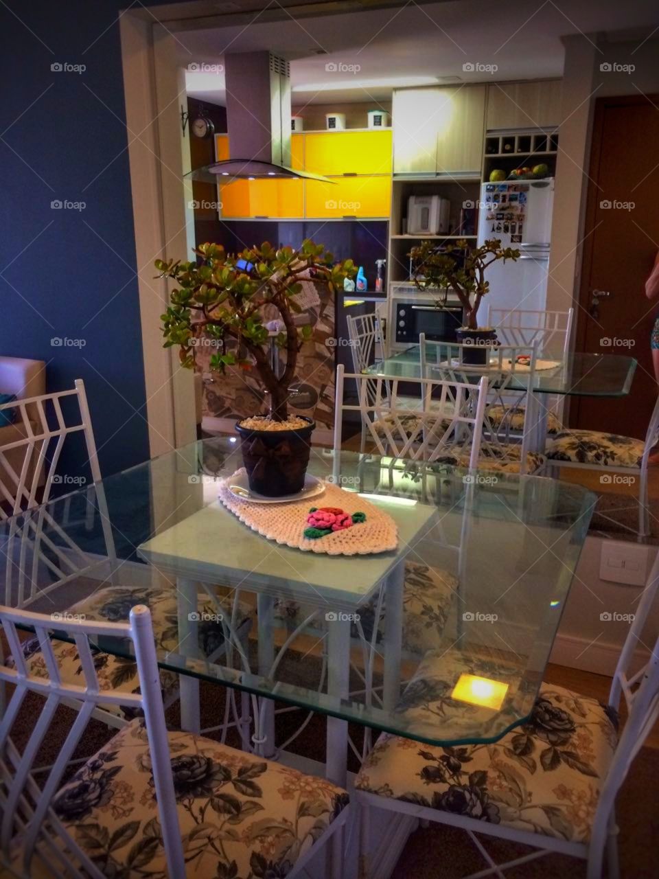 mesa de sala - Room table