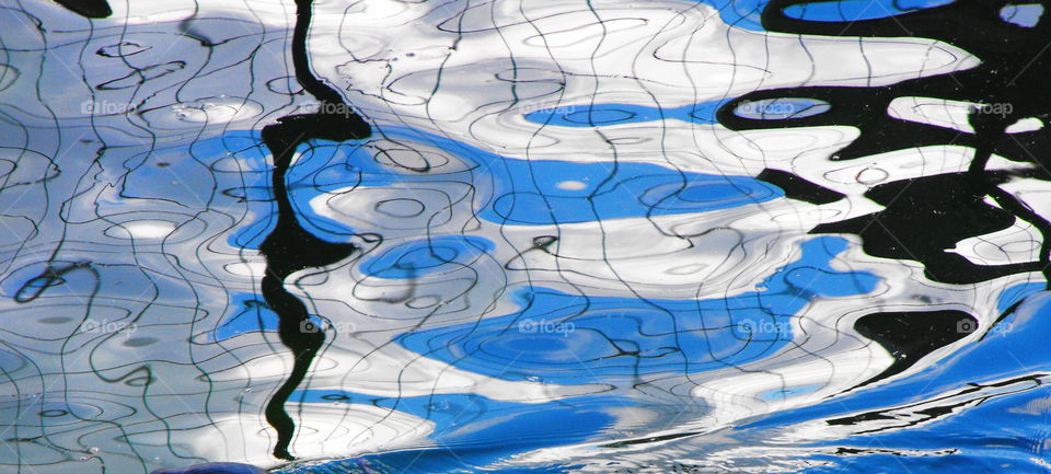 Pool water surface reflection shapes