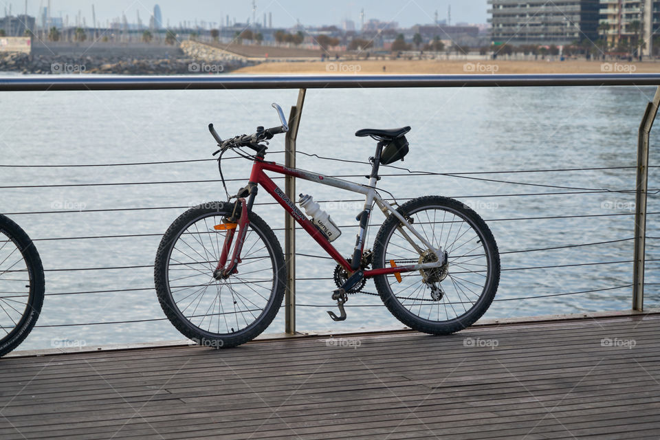 Bicicleta junto al mar