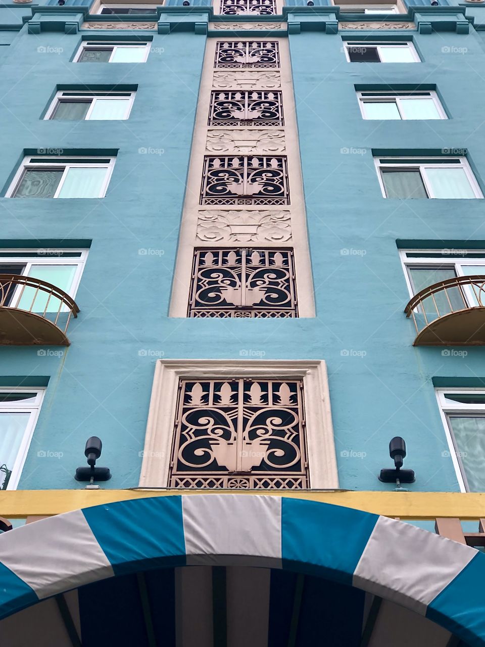 Foap Mission Windows! 1920s Santa Monica Landmark Hotel Art Deco Windows And Balconies!