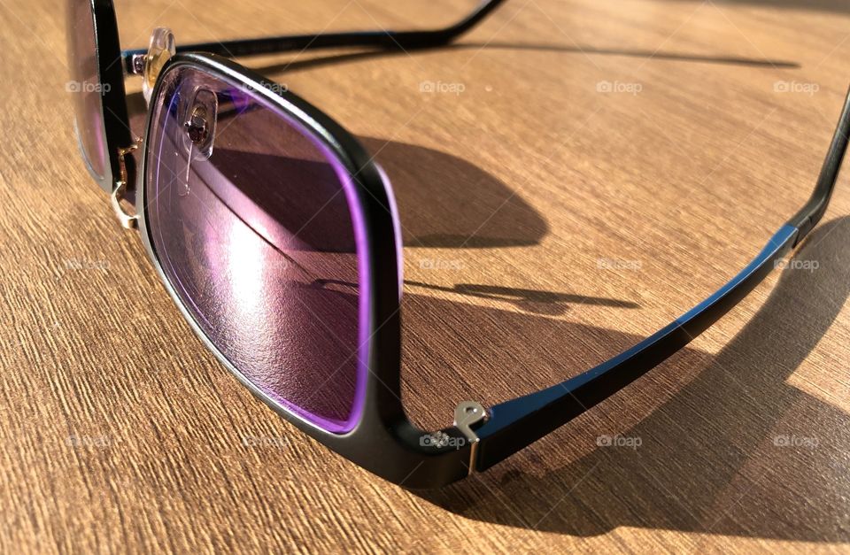 Reflection on the spectacle 