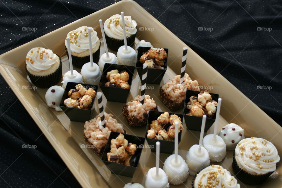 Dessert Tray
