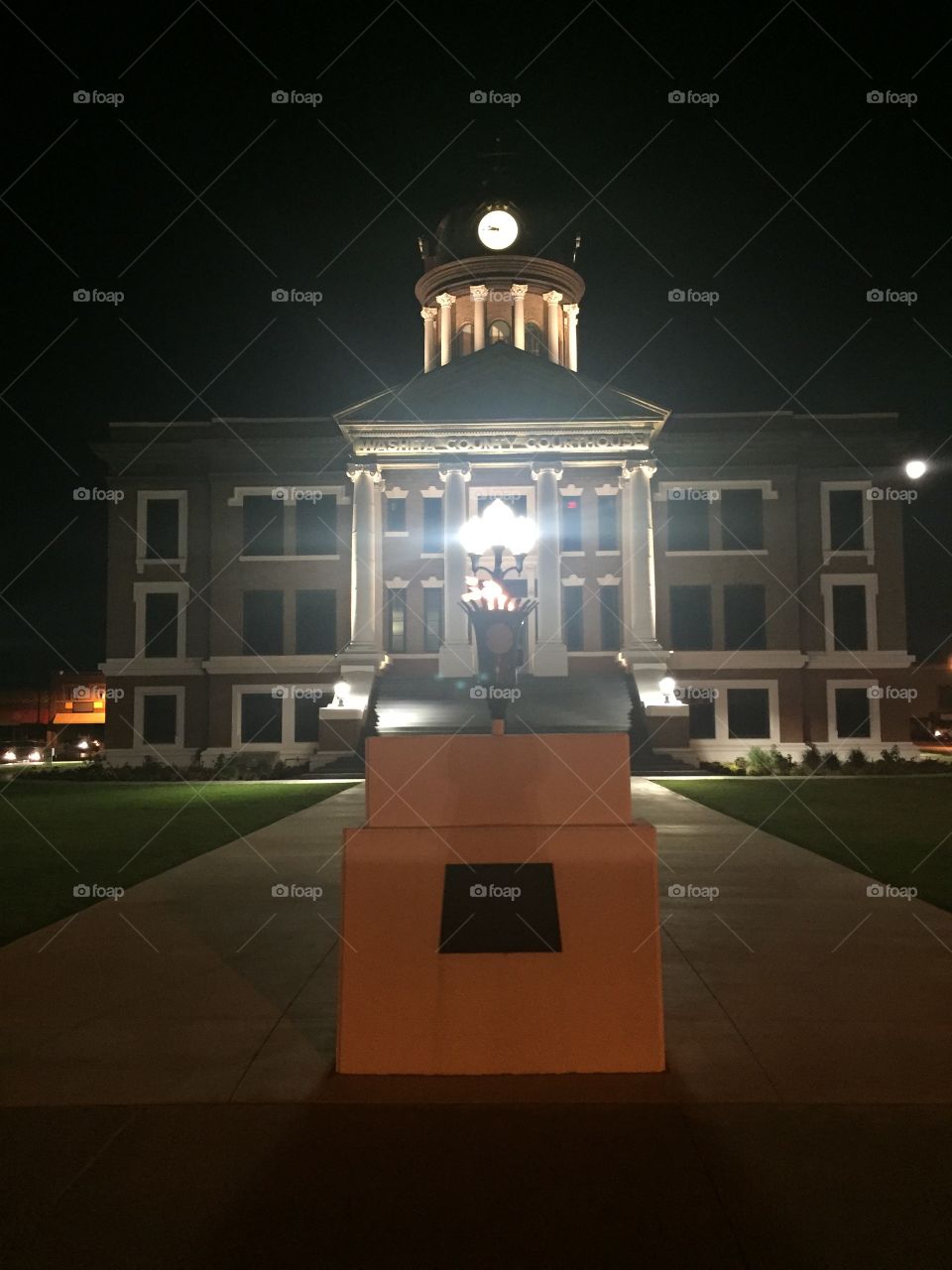 Cordell, OK courthouse at night