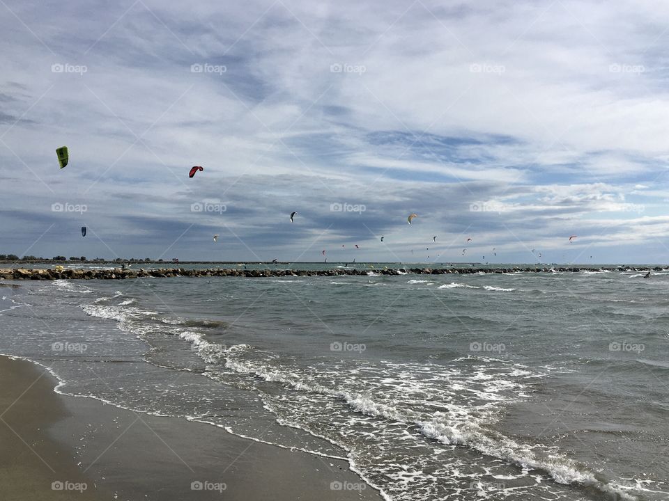 Sand, sea and kite-surf 